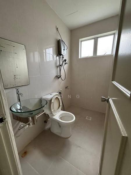 Apartment for Sale at Desa Skudai Apartment - Yucong . - Bathroom - PropertyGuru.com.my