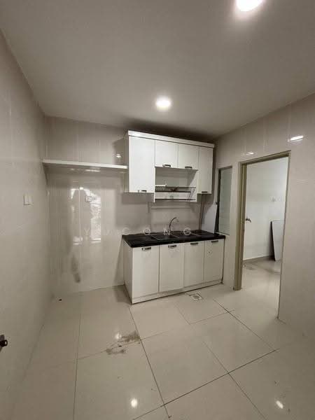 Apartment for Sale at Desa Skudai Apartment - Yucong . - Kitchen - PropertyGuru.com.my