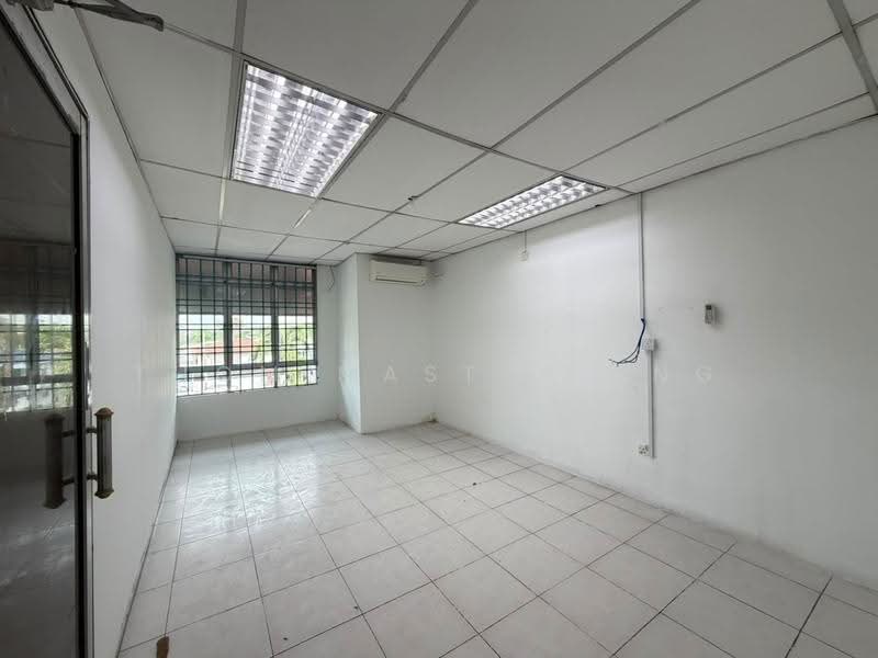 Shop / Office untuk Disewa di Johor Bahru (Johor) - Thom Master Ang - Interior - PropertyGuru.com.my