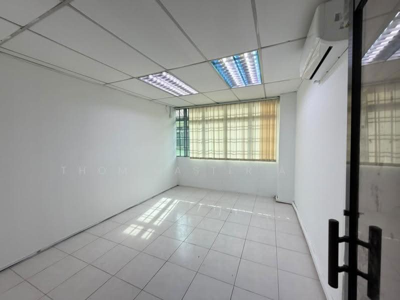 Shop / Office untuk Disewa di Johor Bahru (Johor) - Thom Master Ang - Interior - PropertyGuru.com.my
