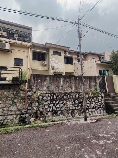 2-storey Terraced House for Sale in SS19 (Subang Jaya) - Alice Kuon - Exterior - PropertyGuru.com.my