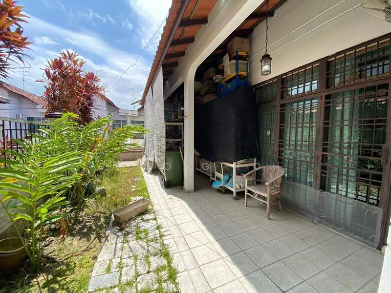 Semi-Detached House for Sale in Taman Impian Emas (Skudai) - Ee Fong Toh - Exterior - PropertyGuru.com.my