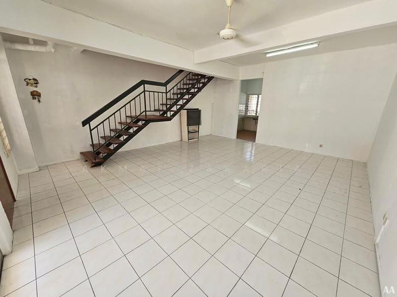 Rumah Teres 2-Tingkat untuk Dijual di Seri Kembangan (Selangor) - Akmal Zakaria - PropertyGuru.com.my