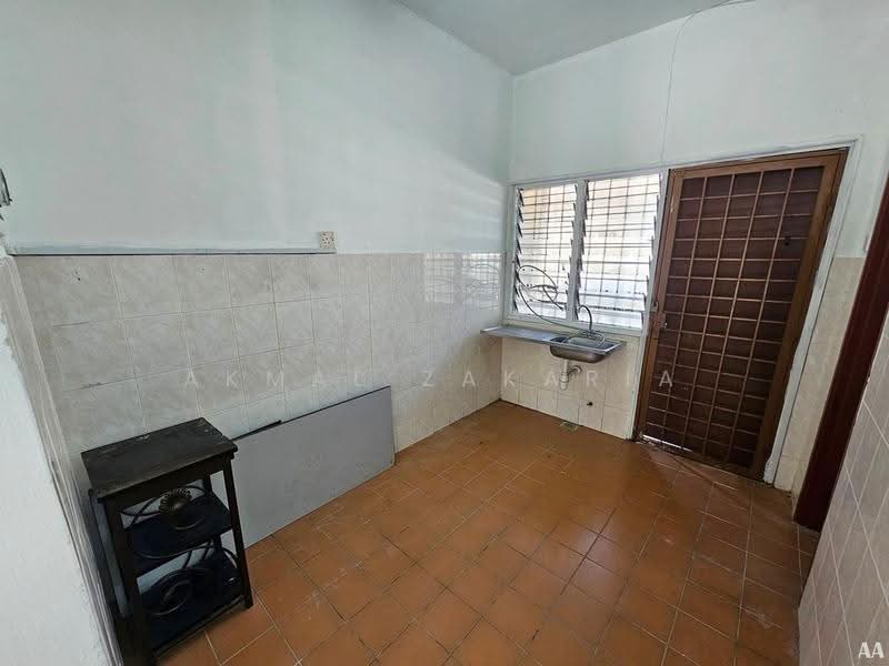 Rumah Teres 2-Tingkat untuk Dijual di Seri Kembangan (Selangor) - Akmal Zakaria - PropertyGuru.com.my