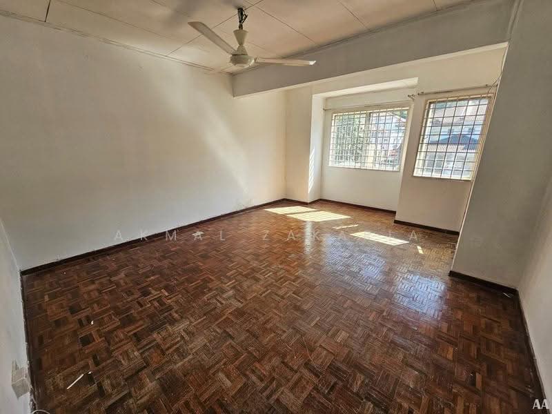 Rumah Teres 2-Tingkat untuk Dijual di Seri Kembangan (Selangor) - Akmal Zakaria - PropertyGuru.com.my
