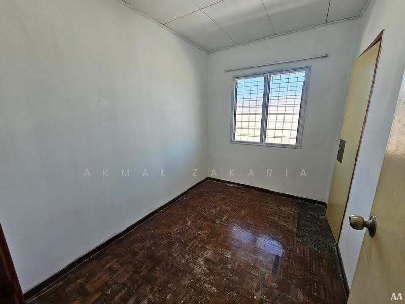 Rumah Teres 2-Tingkat untuk Dijual di Seri Kembangan (Selangor) - Akmal Zakaria - PropertyGuru.com.my