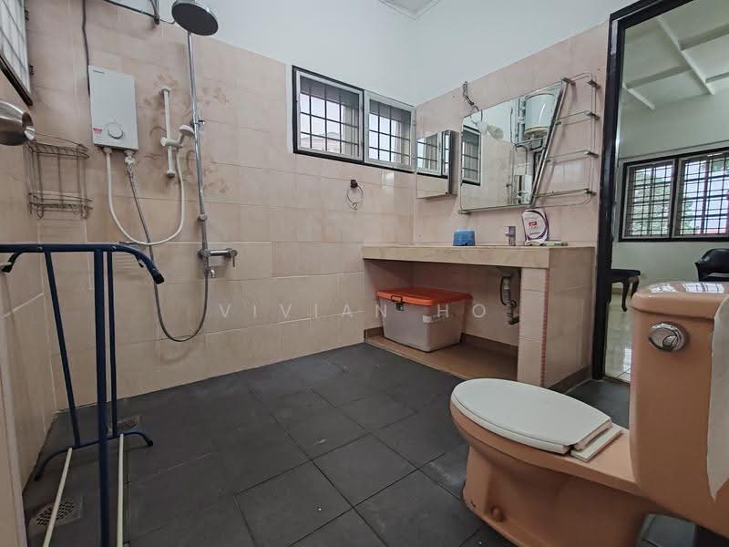 Bungalow House for Sale in SS3 (Petaling Jaya) - Vivian Ho - Bathroom - PropertyGuru.com.my