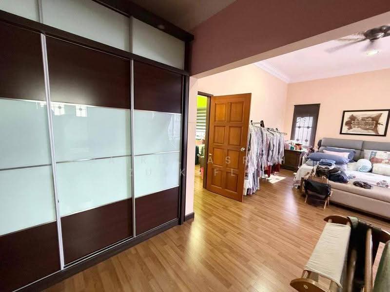 Semi-Detached House for Sale in Bandar Baru Bangi (Selangor) - Zairul Asrah Zulkefli - Bedroom - PropertyGuru.com.my