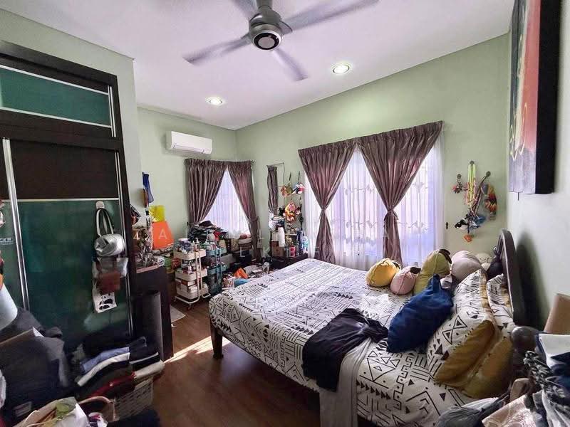 Semi-Detached House for Sale in Bandar Baru Bangi (Selangor) - Zairul Asrah Zulkefli - Bedroom - PropertyGuru.com.my