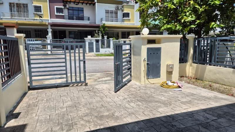2-storey Terraced House for Sale in 16 Sierra (Puchong) - Tango Balraj - Exterior - PropertyGuru.com.my