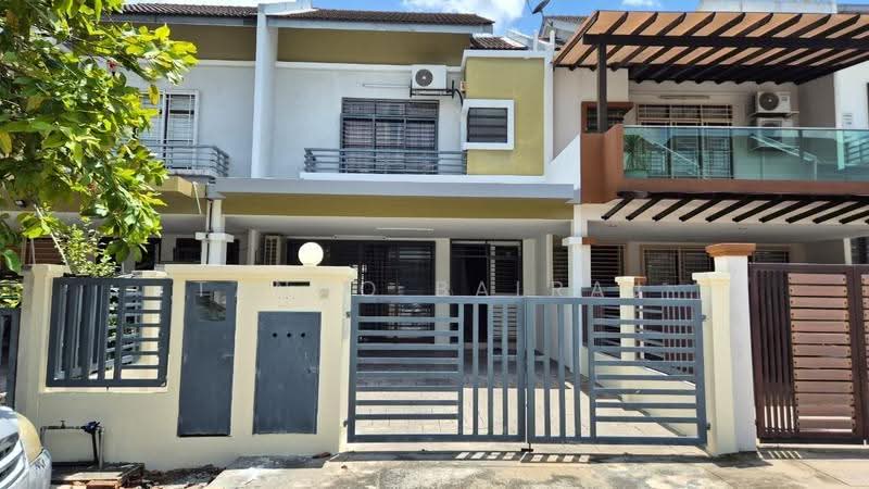 2-storey Terraced House for Sale in 16 Sierra (Puchong) - Tango Balraj - Exterior - PropertyGuru.com.my