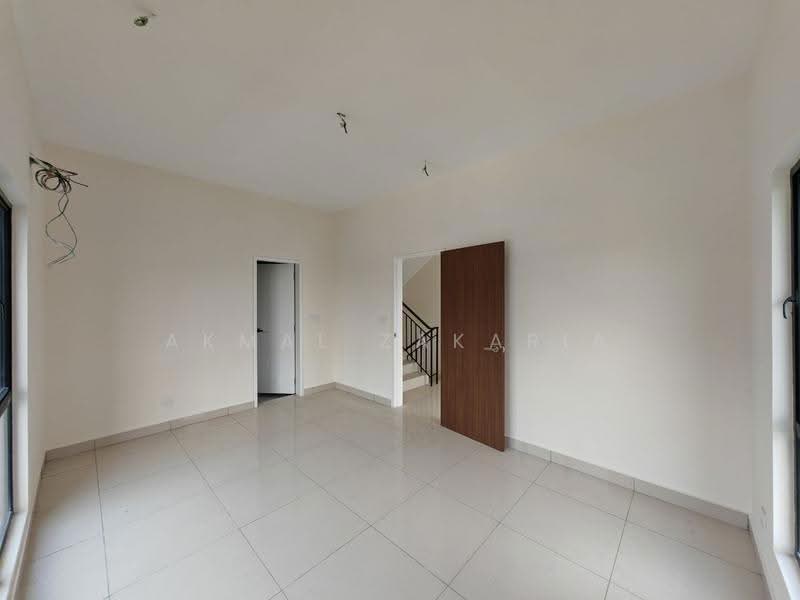 Rumah Teres 3-Tingkat untuk Dijual di Ukay Bistari (Ulu Kelang) - Akmal Zakaria - PropertyGuru.com.my
