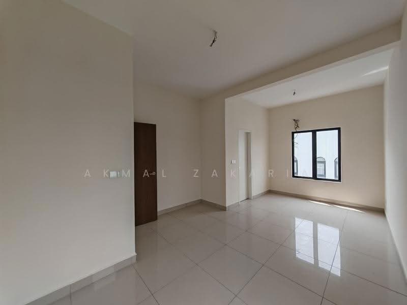 Rumah Teres 3-Tingkat untuk Dijual di Ukay Bistari (Ulu Kelang) - Akmal Zakaria - PropertyGuru.com.my