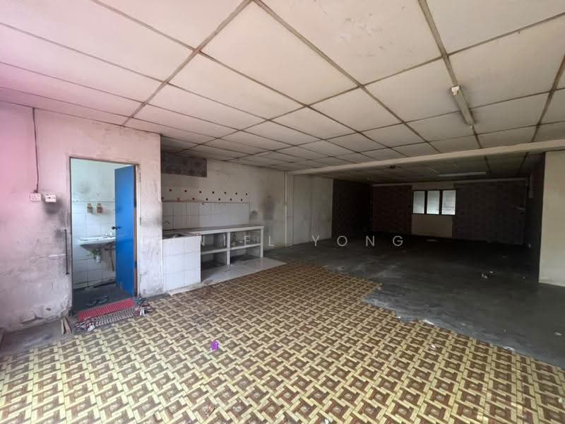 Kilang Teres untuk Dijual di Taman Scientex Pasir Gudang (Pasir Gudang) - Daniel Yong - Kitchen - PropertyGuru.com.my