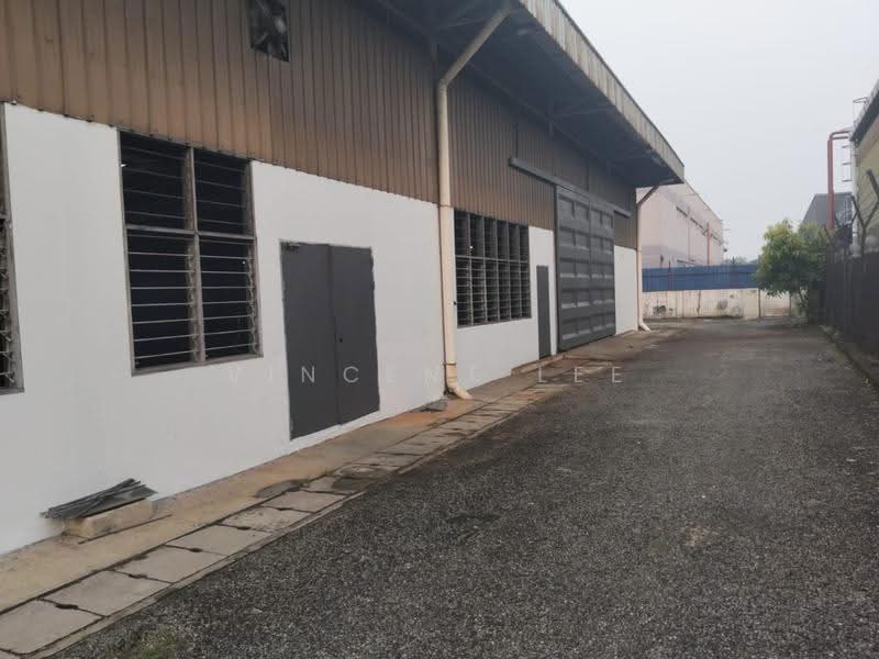 Detached Factory for Rent in Seksyen 26, HICOM Industrial Estate (Shah Alam) - Vincent Lee - Exterior - PropertyGuru.com.my