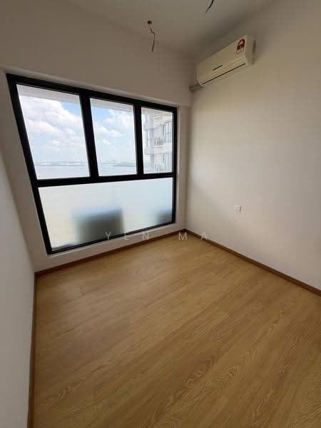 Condominium for Sale at Kings Bay @ Country Garden Danga Bay - Yen Ma - Interior - PropertyGuru.com.my
