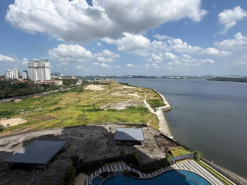 Condominium for Sale at Kings Bay @ Country Garden Danga Bay - Yen Ma - Exterior - PropertyGuru.com.my