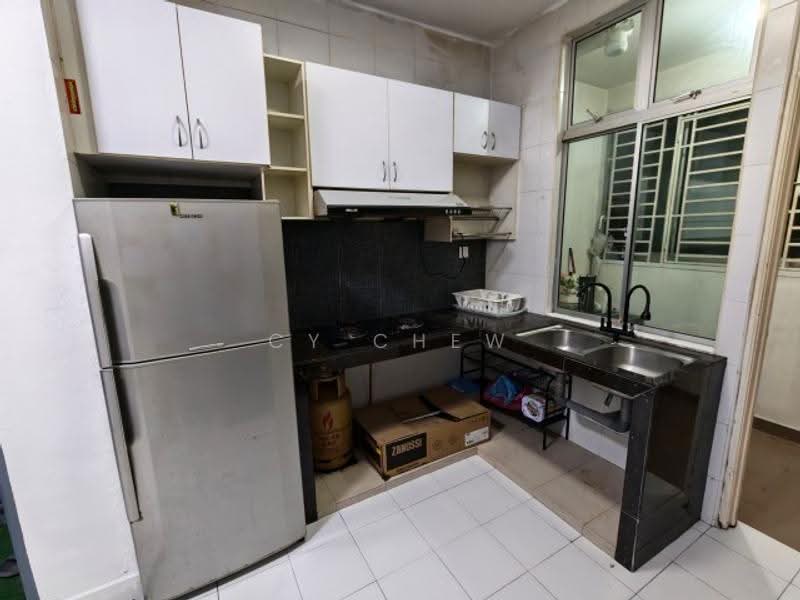 Apartment for Rent at M'tiara - CY Chew - Kitchen - PropertyGuru.com.my