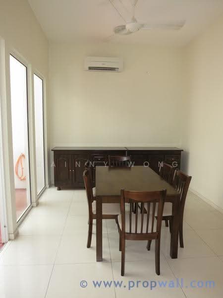 Rumah Teres 2.5-Tingkat untuk Disewa di Tanjung Tokong (Penang) - Rainny Wong - Dining Room - PropertyGuru.com.my
