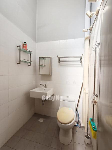 2-storey Terraced House for Sale in Taman Connaught (Cheras) - Gaby Ng - Bathroom - PropertyGuru.com.my