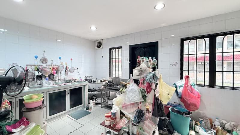 Rumah Teres 2-Tingkat untuk Dijual di Pandan Perdana (Cheras) - Dlynie Ooi - Kitchen - PropertyGuru.com.my