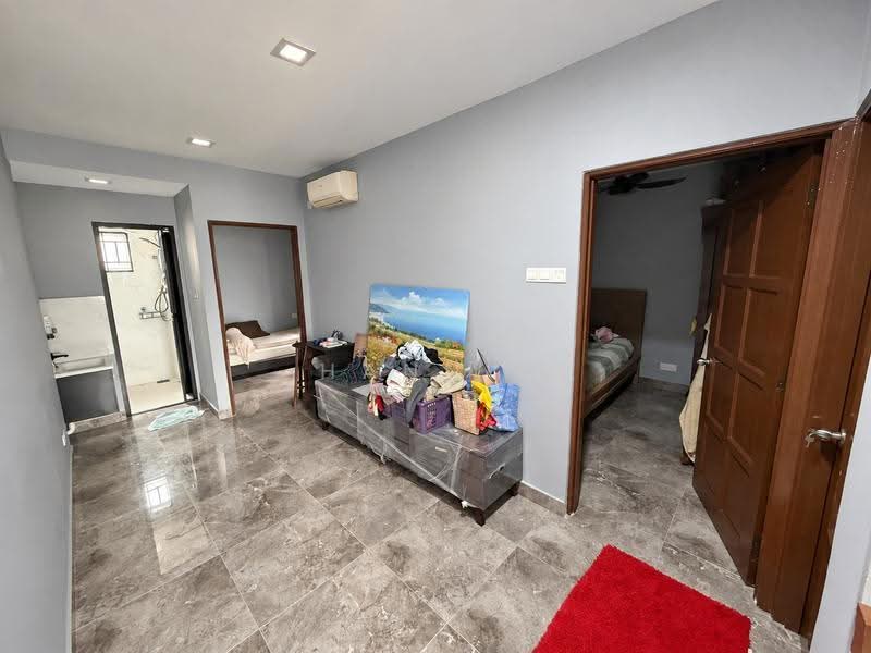 2-storey Terraced House for Sale in TAMAN PUCHONG UTAMA (Puchong) - Hann . - Living Room - PropertyGuru.com.my