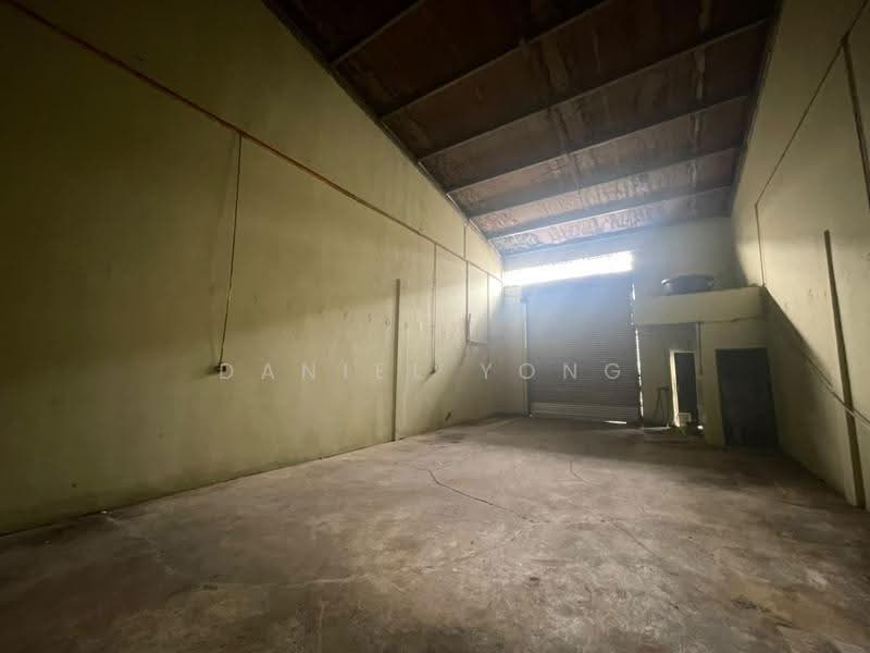 Factory for Rent in Taman Scientex Pasir Gudang (Pasir Gudang) - Daniel Yong - Interior - PropertyGuru.com.my