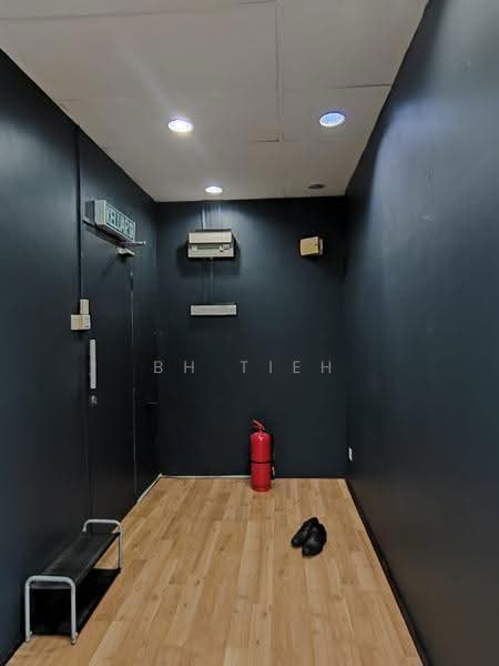 Office for Rent in Cheras Business Centre (Kuala Lumpur) - BH Tieh - Corridor - PropertyGuru.com.my