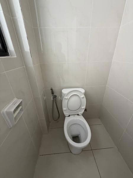 Kondominium untuk Dijual di Bay Laurel @ Country Garden Danga Bay - Yen Ma - PropertyGuru.com.my