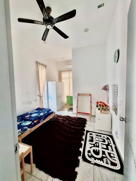 Terraced House for Sale in Bandar Putra Kulai (Kulai) - Keith Shum - Bedroom - PropertyGuru.com.my