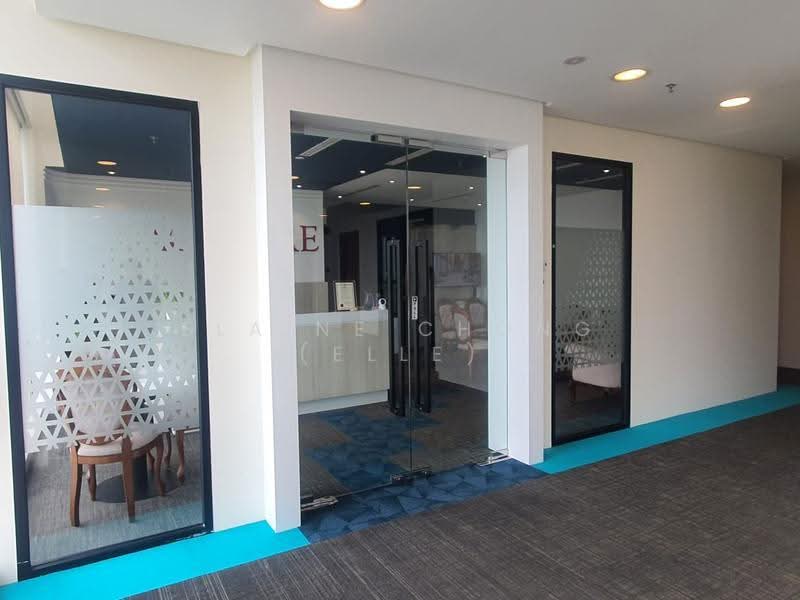 Pejabat untuk Disewa di Bukit Bandaraya (Bangsar) - Elaine Chong (Elle) - Entrance - PropertyGuru.com.my