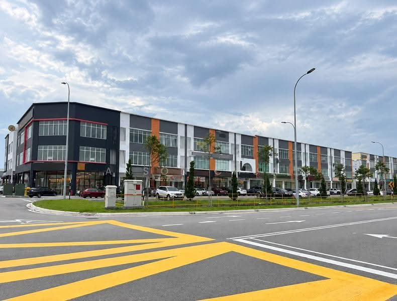 Shop / Office for Rent in Austin Crest (Johor Bahru) - Anson Chua - Exterior - PropertyGuru.com.my
