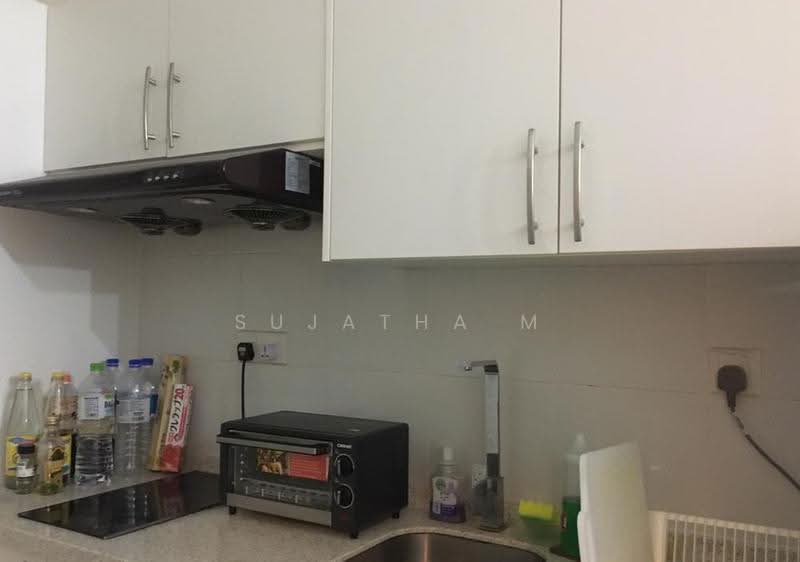 Kediaman Servis untuk Dijual di South View - Sujatha M - Kitchen - PropertyGuru.com.my