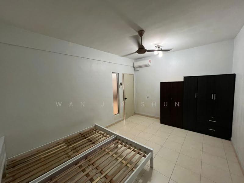 Kondominium untuk Dijual di Platinum Lake PV 13 - Wan Jia Shun - PropertyGuru.com.my