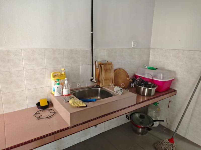 Terraced House for Rent in Shah Alam (Selangor) - Tabris Wong - Kitchen - PropertyGuru.com.my