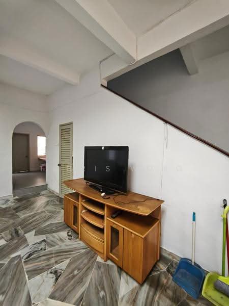 Terraced House for Rent in Shah Alam (Selangor) - Tabris Wong - Living Room - PropertyGuru.com.my