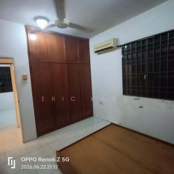 Kondominium untuk Dijual di Tiara View - Eric Kang - Bedroom - PropertyGuru.com.my
