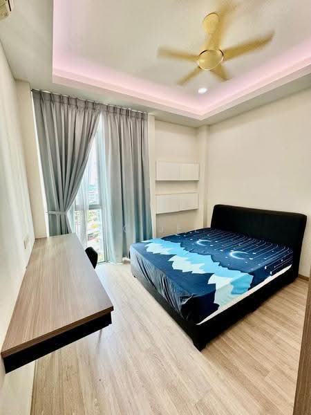 Kondominium untuk Dijual di The Park Residence, Kuching - KC Jee - Bedroom - PropertyGuru.com.my