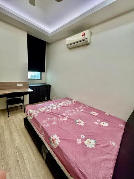 Kondominium untuk Dijual di The Park Residence, Kuching - KC Jee - Bedroom - PropertyGuru.com.my