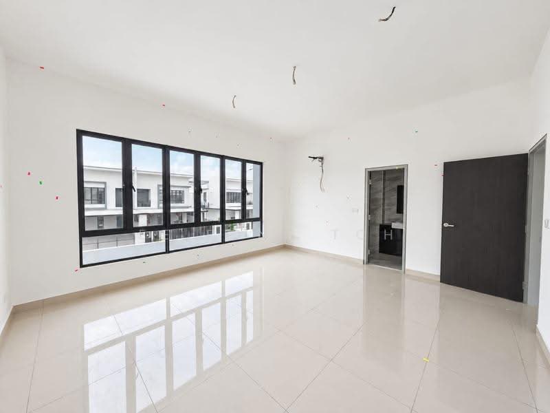 Rumah Kluster untuk Dijual di Taman Glenmarie (Johor Bahru) - Ee Fong Toh - Living Room - PropertyGuru.com.my
