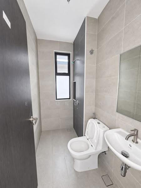 Rumah Kluster untuk Dijual di Taman Glenmarie (Johor Bahru) - Ee Fong Toh - Bathroom - PropertyGuru.com.my