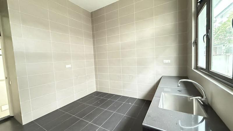 Semi-Detached House for Sale in Eco Botanic (Iskandar Puteri (Nusajaya)) - Yoland . - Kitchen - PropertyGuru.com.my