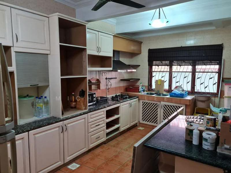 2-storey Terraced House for Sale in Putra Heights (Subang Jaya) - Michiall Lee - Kitchen - PropertyGuru.com.my