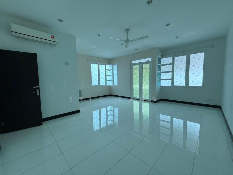 Semi-Detached House for Sale in Gelugor (Penang) - Eric Kang - Living Room - PropertyGuru.com.my