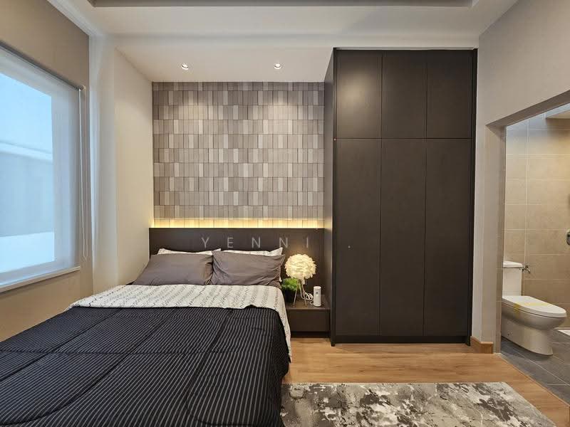 Rumah Teres 2.5-Tingkat untuk Dijual di Bandar Nusa Rhu (Shah Alam) - Yenni . - PropertyGuru.com.my