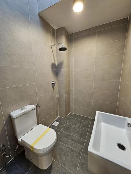 Rumah Teres 2.5-Tingkat untuk Dijual di Bandar Nusa Rhu (Shah Alam) - Yenni . - PropertyGuru.com.my