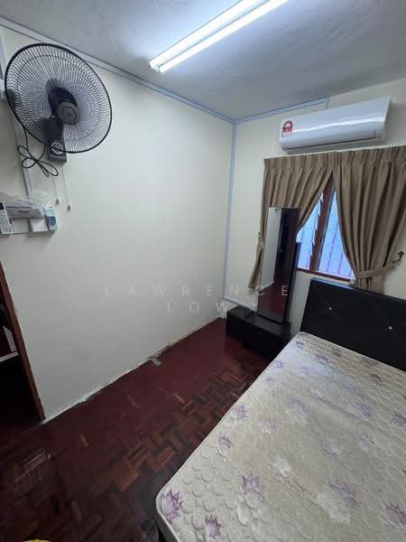 Rumah Teres untuk Disewa di Desa Setapak (Wangsa Maju) - Lawrence Low - Bedroom - PropertyGuru.com.my
