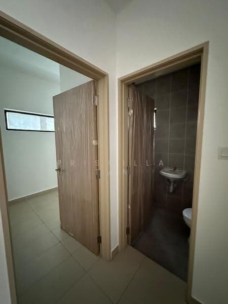 2-storey Terraced House for Sale in Bandar Kinrara Seksyen 8 (Bandar Kinrara) - Priscilla Tan - Interior - PropertyGuru.com.my