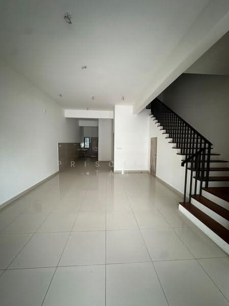 2-storey Terraced House for Sale in Bandar Kinrara Seksyen 8 (Bandar Kinrara) - Priscilla Tan - Interior - PropertyGuru.com.my