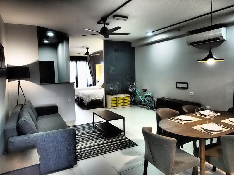 Kondominium untuk Disewa di The Landmark - Rainny Wong - Living Room - PropertyGuru.com.my